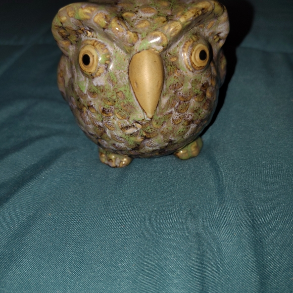 Charming Multicolor Ceramic Owl Sculpture - Picture 4 of 5
